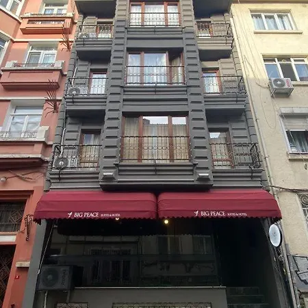 Big Peace Hotel 3*